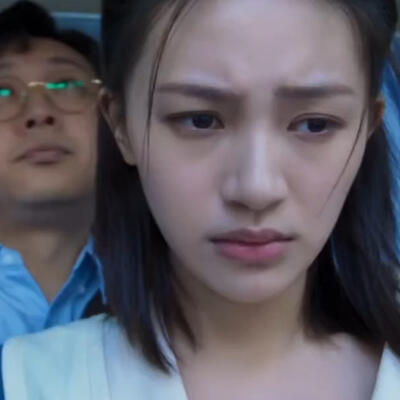 成为班级里的公交车苏苏写真(图1)